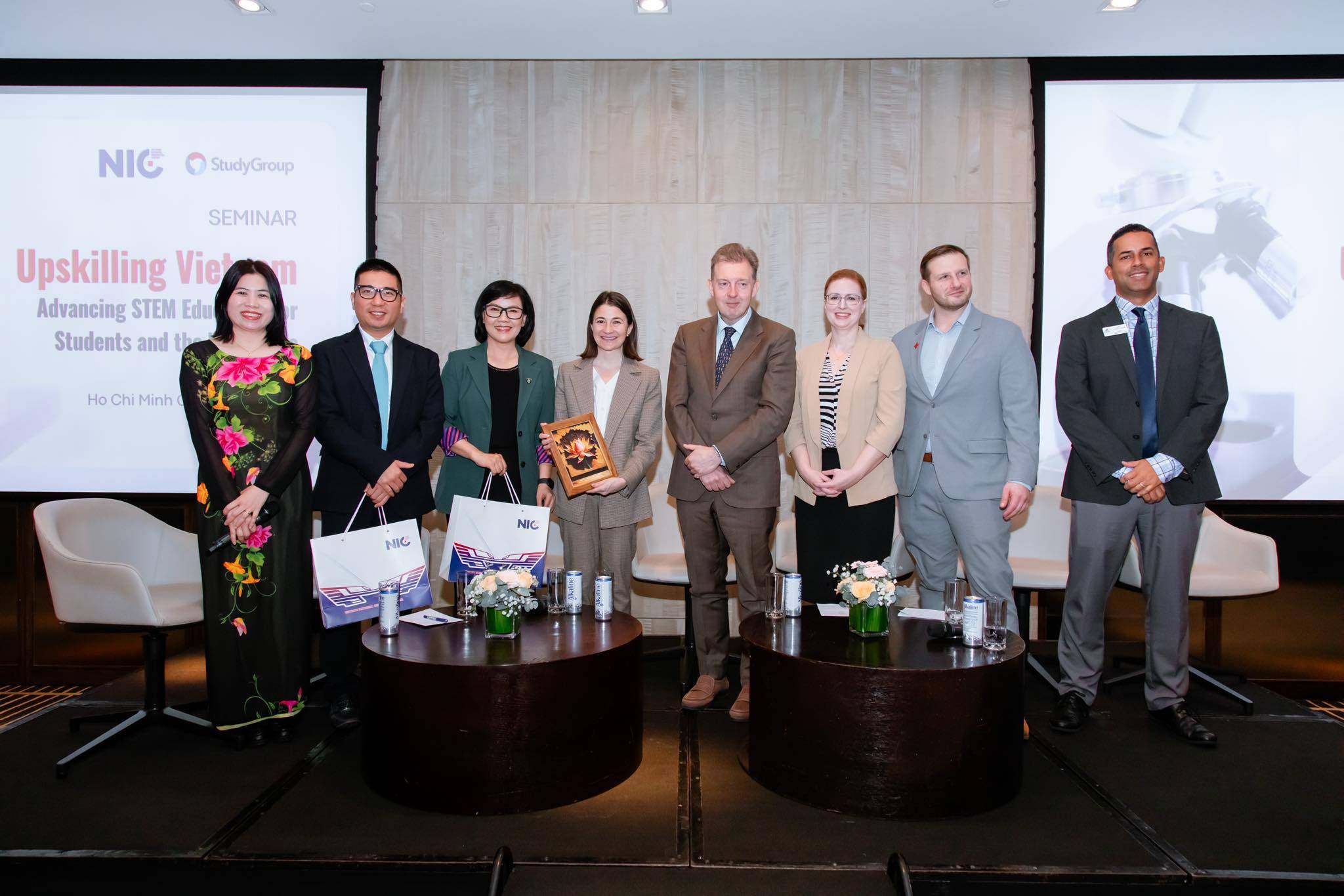 Trung tâm Du học TEC - The Education Company - Ba Đình