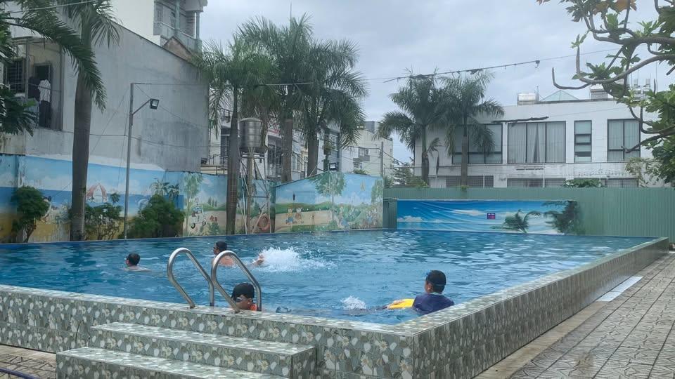 Trung tâm hồ bơi Cau Vua - Hóc Môn