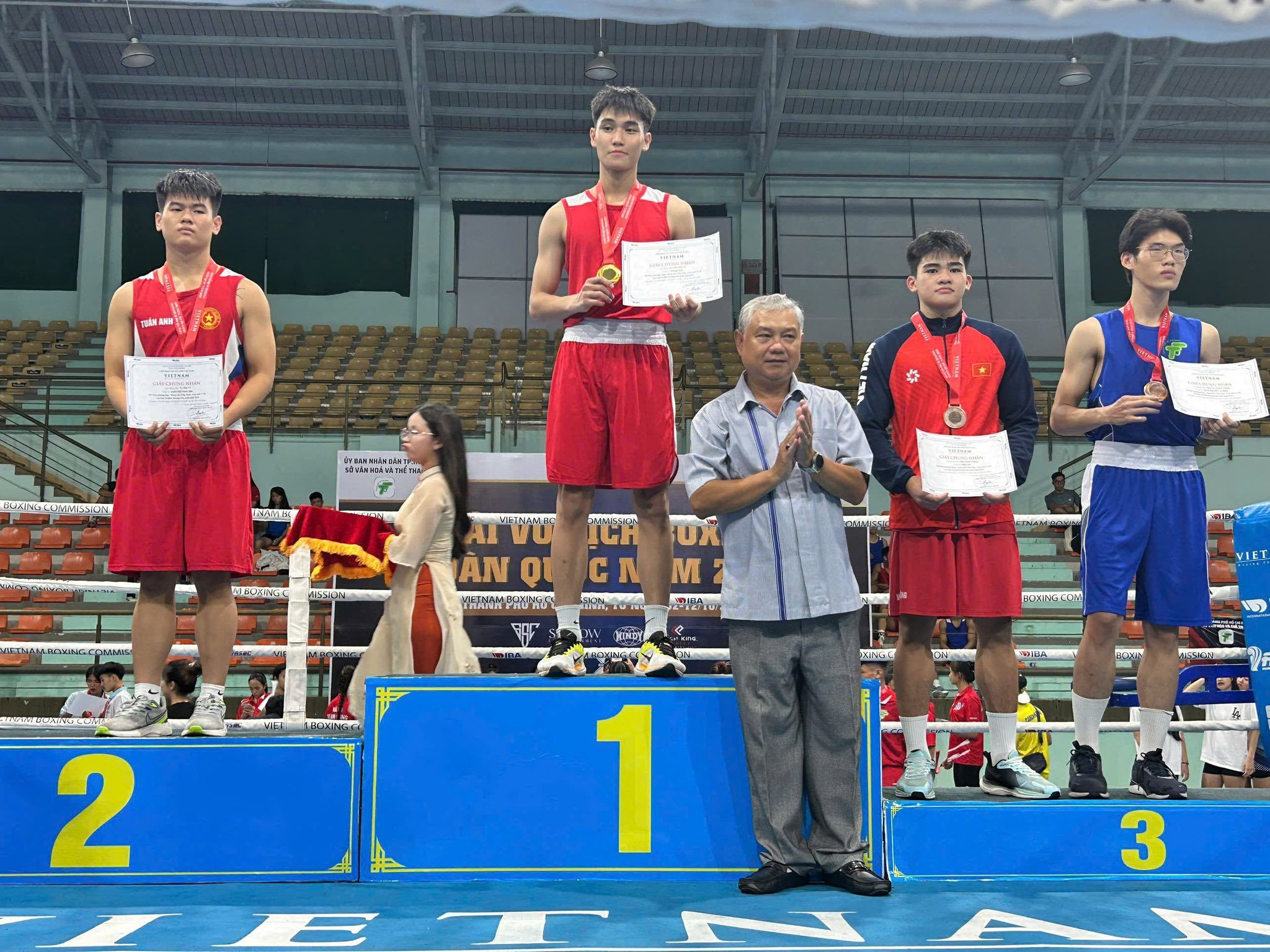 Trung tâm huấn luyện và thi đấu thể dục thể thao TP Hồ Chí Minh - Quận 11