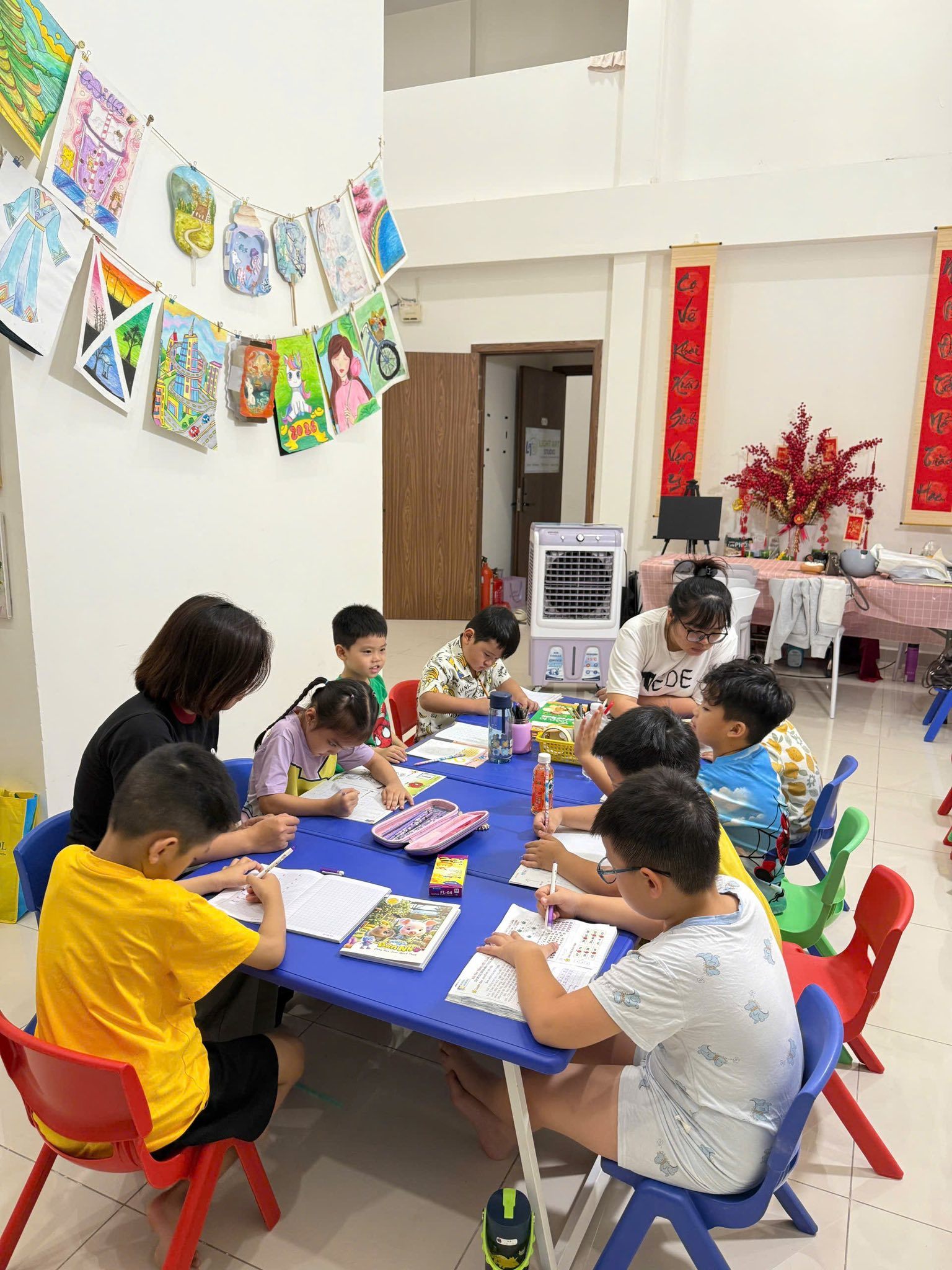 Trung tâm Light Art Studio - Bình Phú