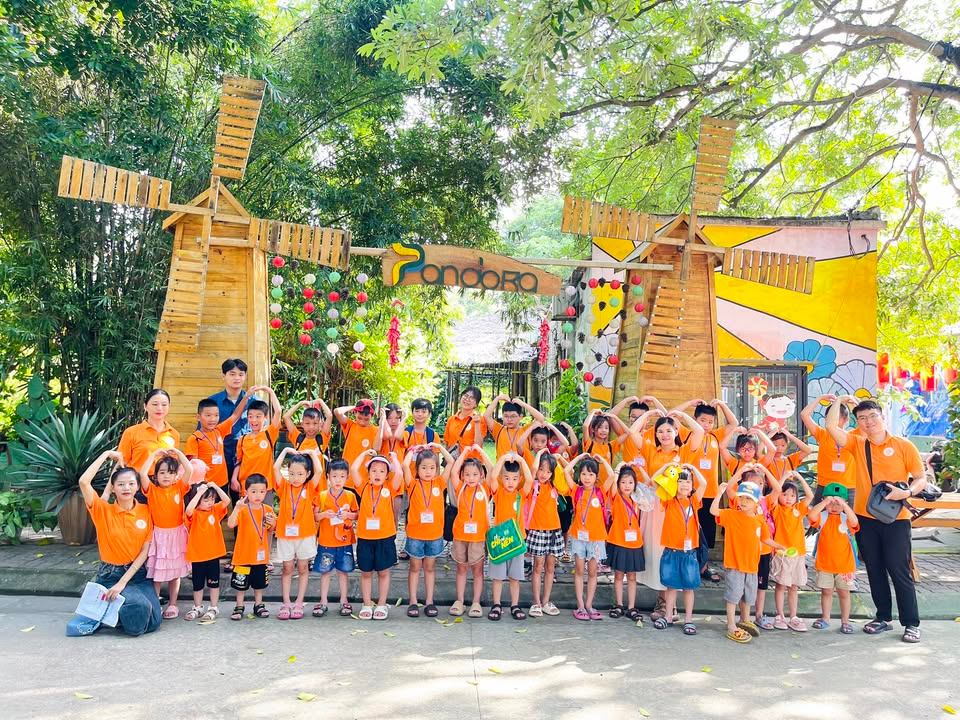 Trung tâm Light Up Academy - Đông Anh