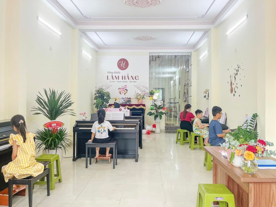 Trung tâm Năng Khiếu Lâm Hằng - Liên Chiểu