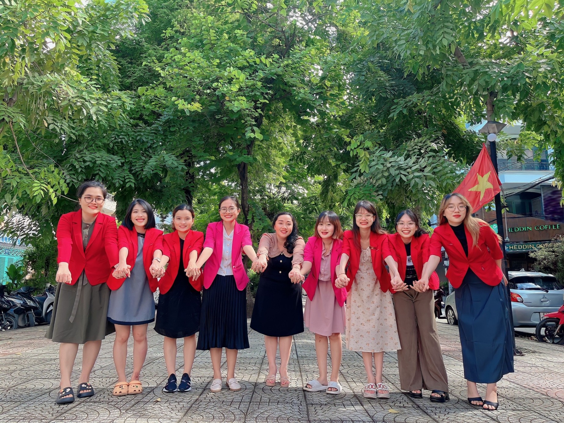 Trung tâm Ngoại Ngữ Chất Lượng Cao Hồng Phúc - Tân Phú