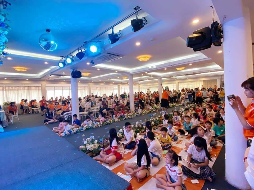 Trung tâm Ngoại Ngữ Holly - Hoàng Mai