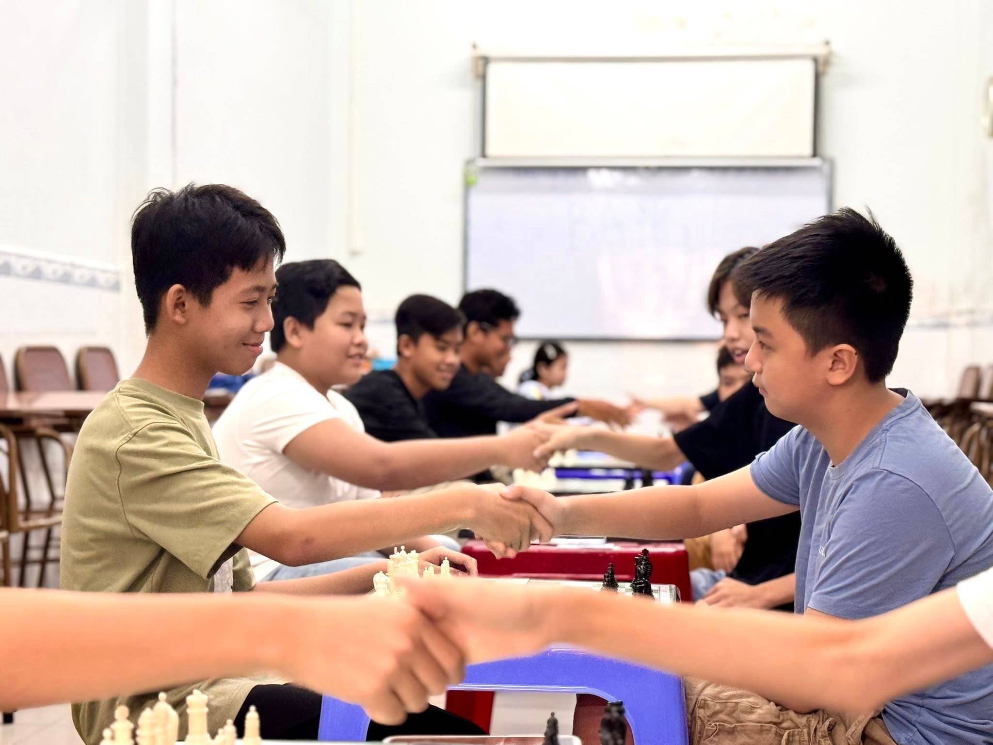 Trung tâm Ngoại Ngữ Huyền Lê - Ninh Kiều