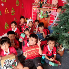 Trung tâm ngoại ngữ quốc tế Âu Việt Úc - Mỹ Hòa, Long Xuyên