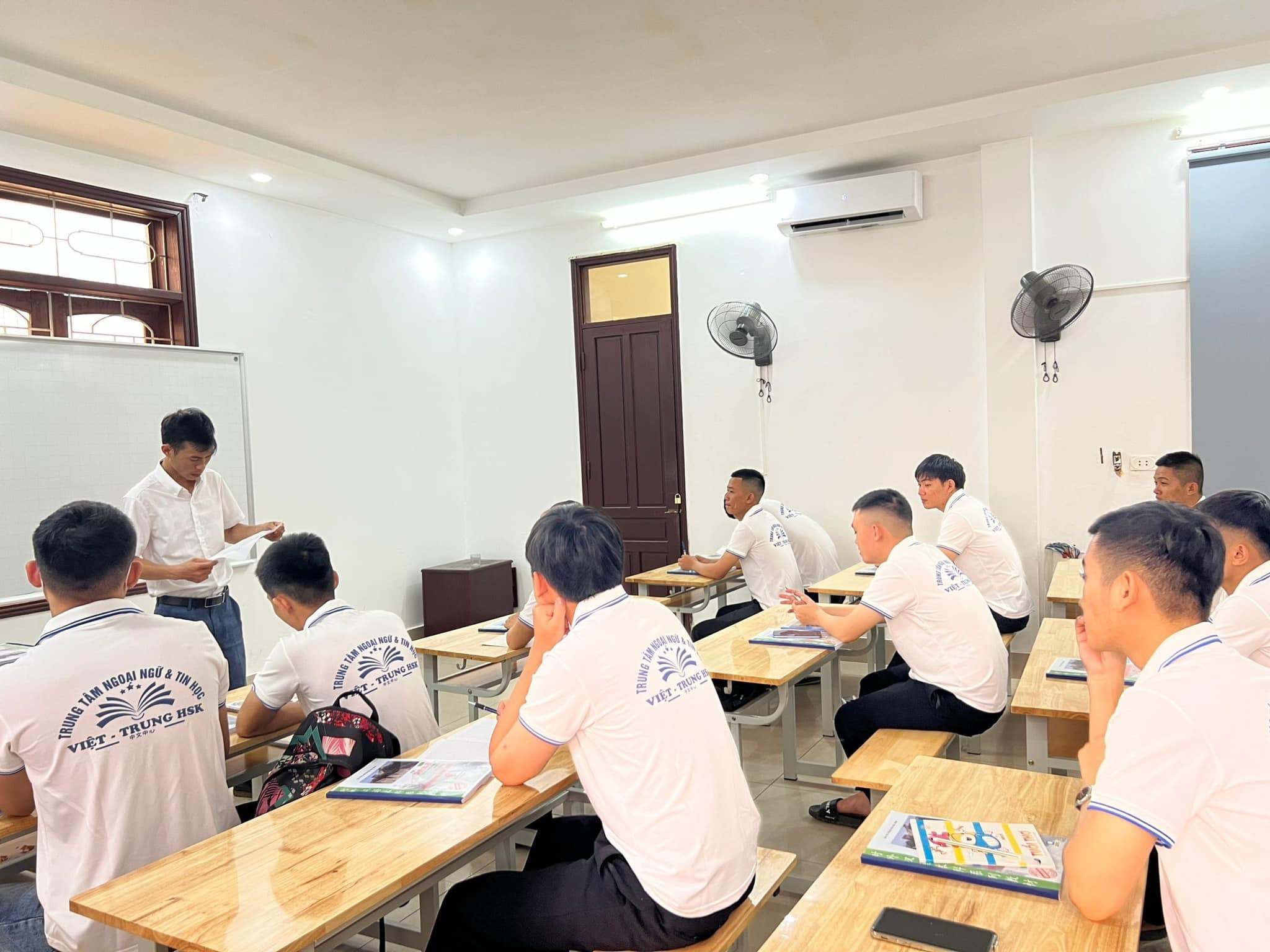 Trung tâm ngoại ngữ Việt Trung HSK - Hà Tĩnh