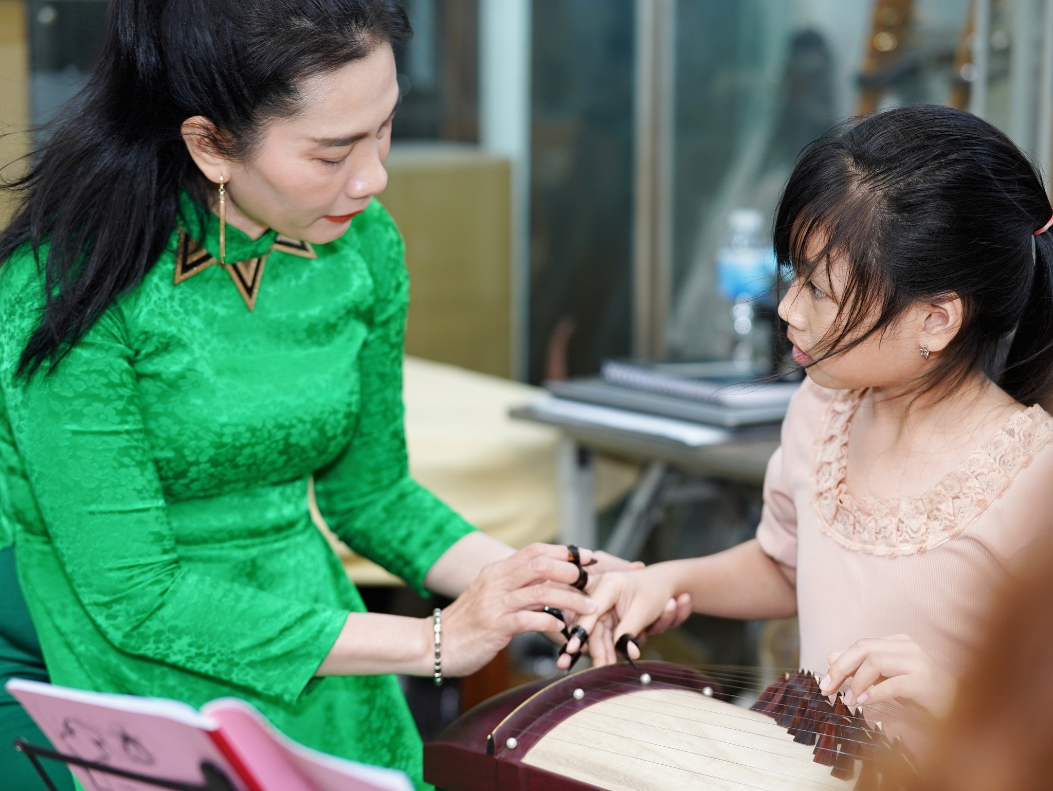 Trung tâm Nhạc cụ dân tộc Sen Việt Music - Gò Vấp