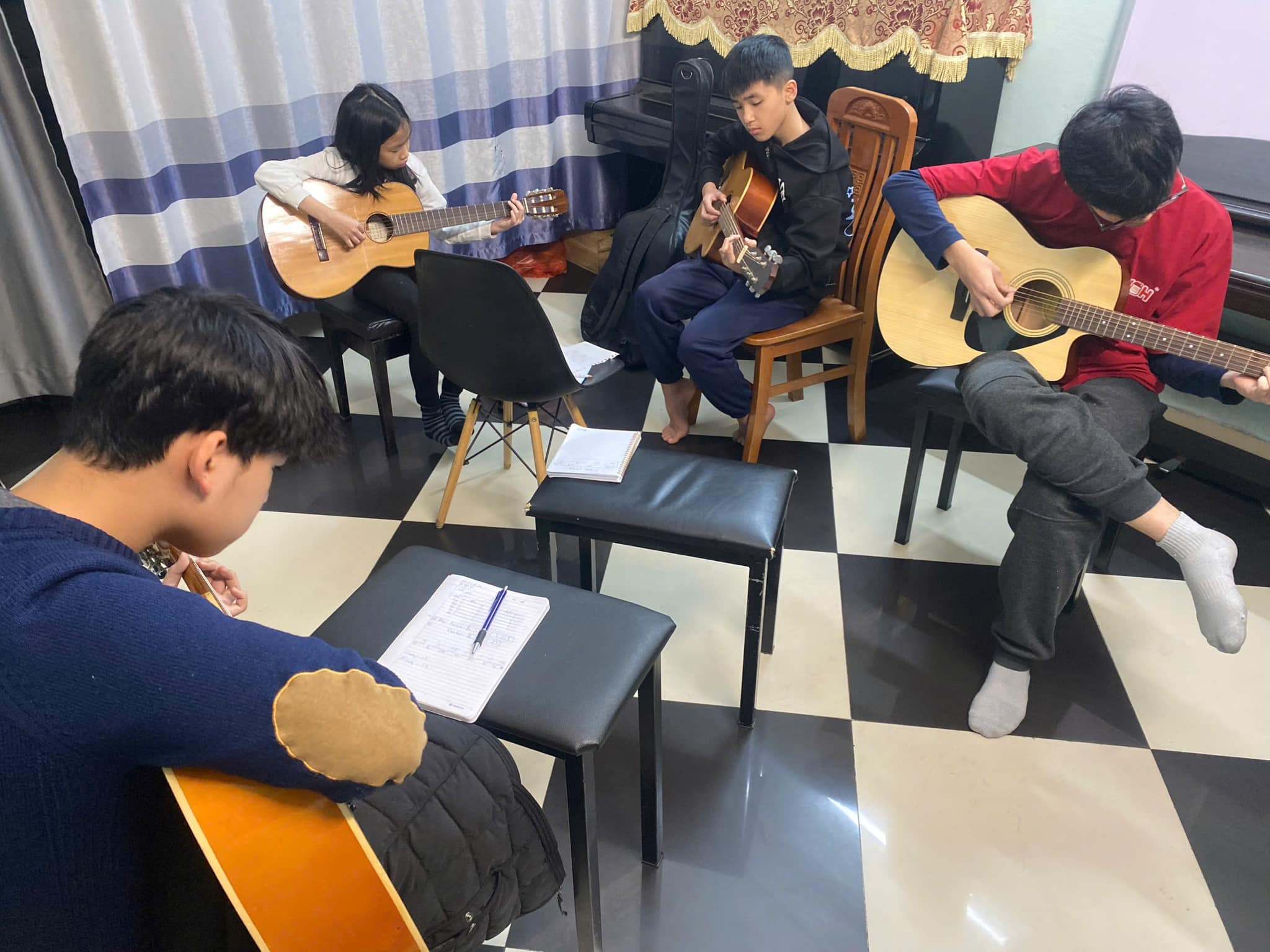 Trung tâm Âm Nhạc Music House - Hoàng Mai