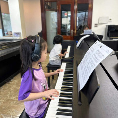 Trung Tâm Piano Moonlight Music (Piano Moonlight Music Center) - Nguyễn Trãi