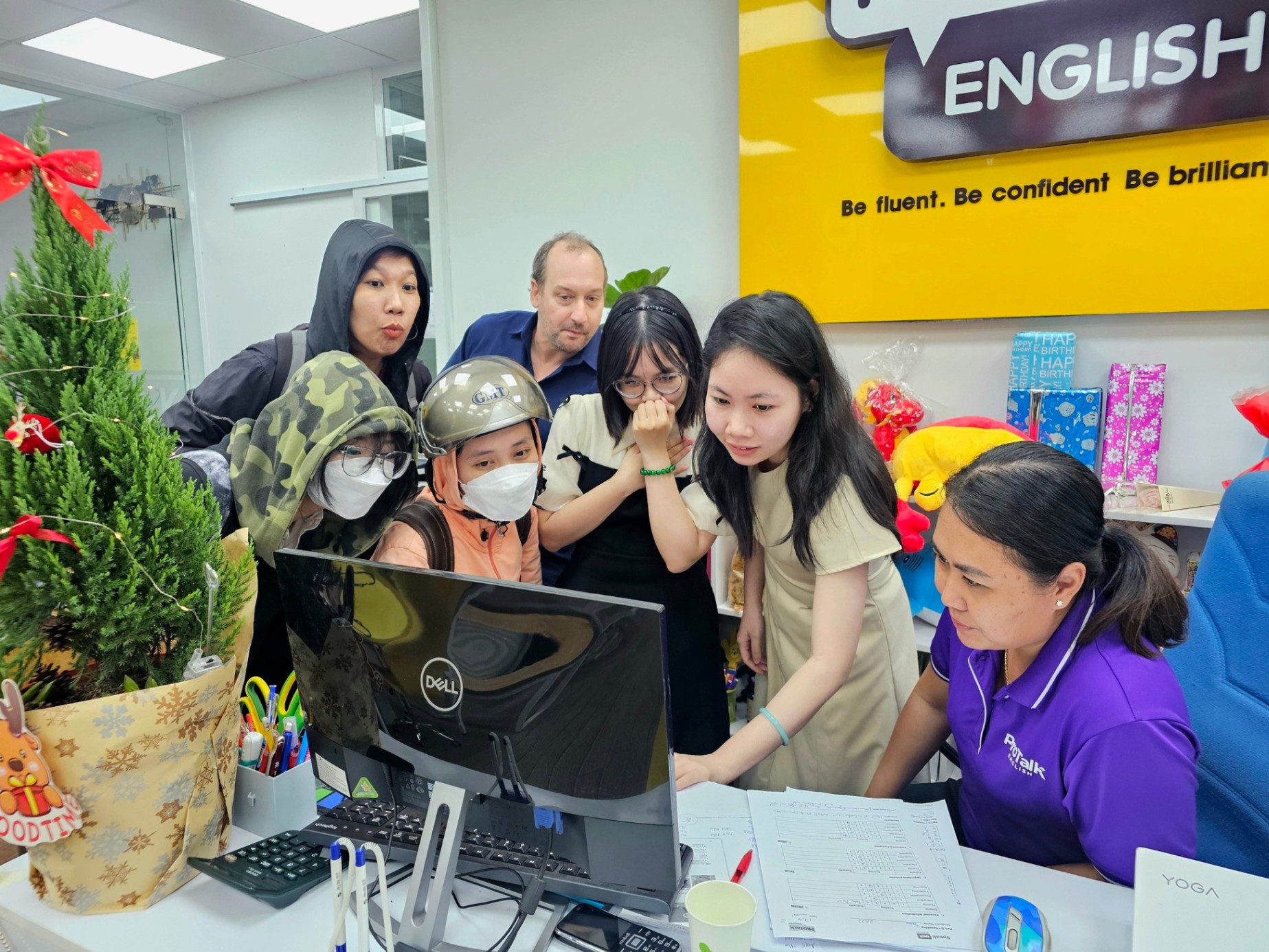 Trung tâm ProTalk English - Đông Hưng Thuận