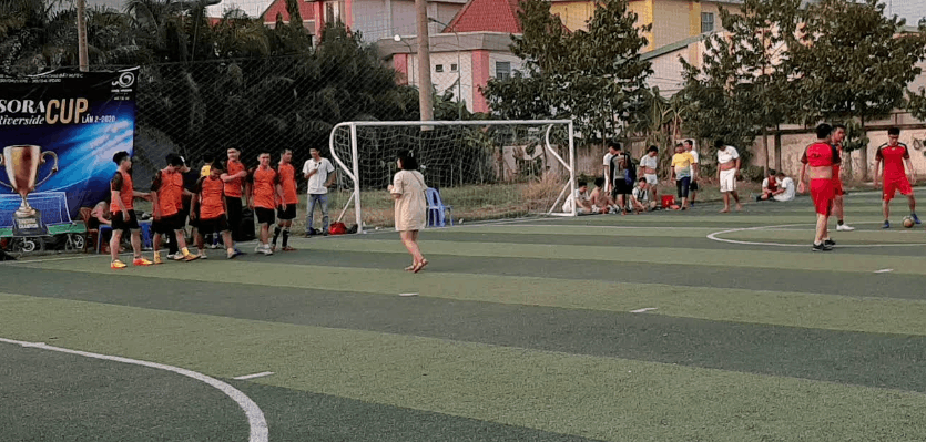 Trung tâm Sân bóng Bình Thắng - Dĩ An - Bình Dương