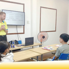 Trung tâm Tiếng Anh ANI- Huế