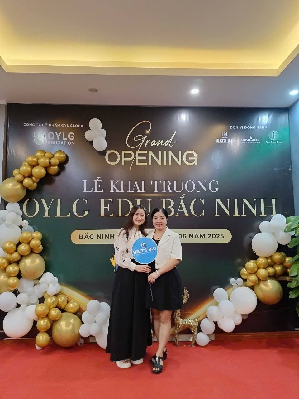 Trung tâm Tiếng Anh IELTS 9.0 VIET NAM - Trung Văn