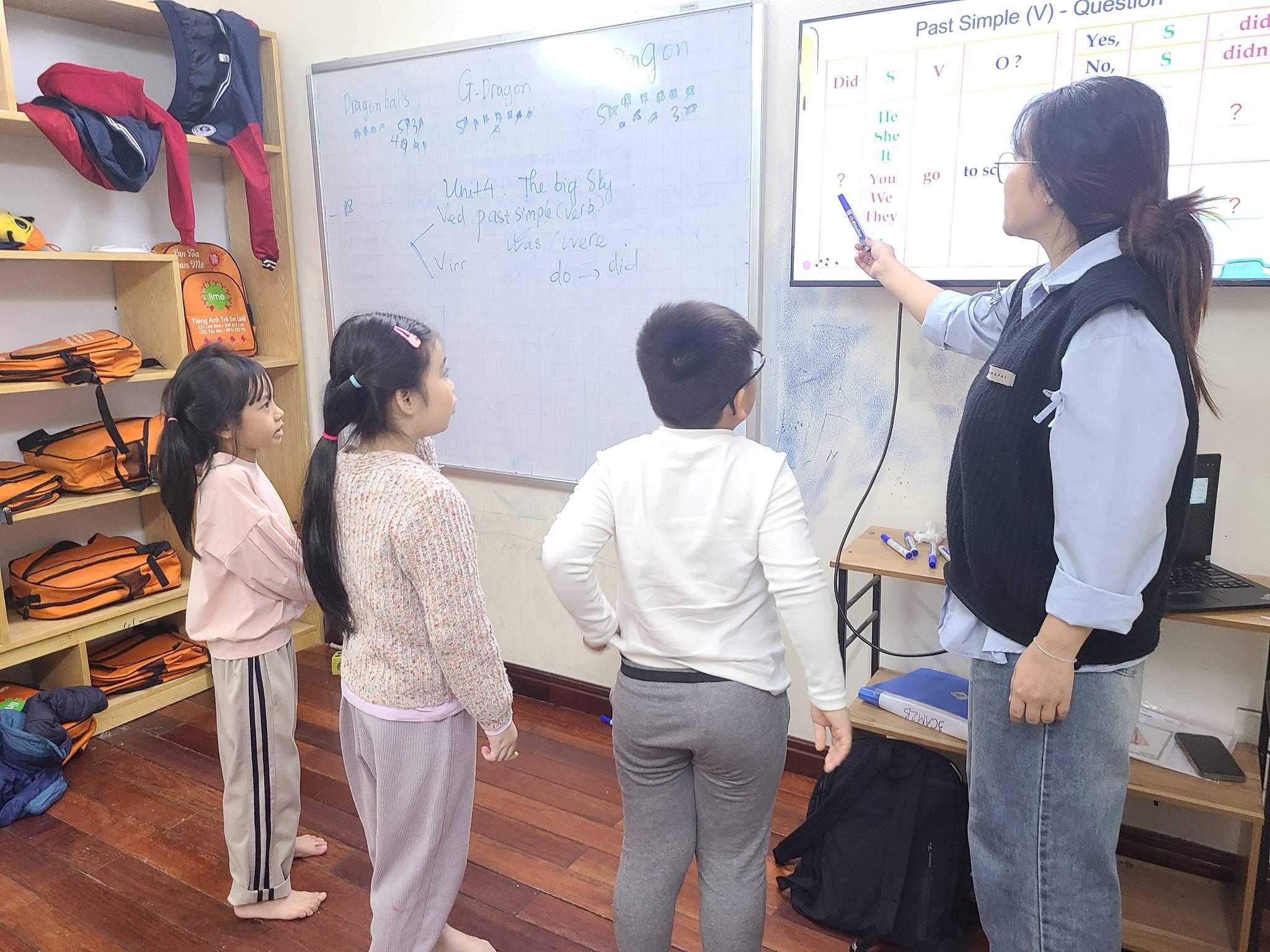 Trung tâm Tiếng Anh Lime - Cầu Giấy