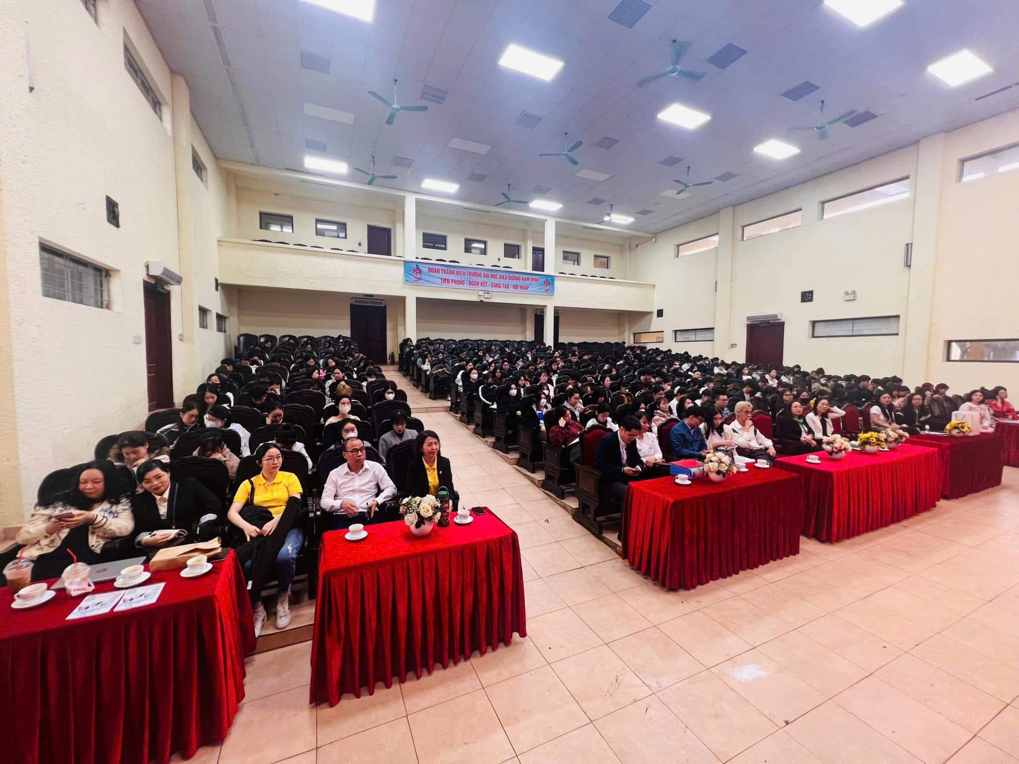 Trung Tâm Tiếng Đức LINA GI - Nam Định