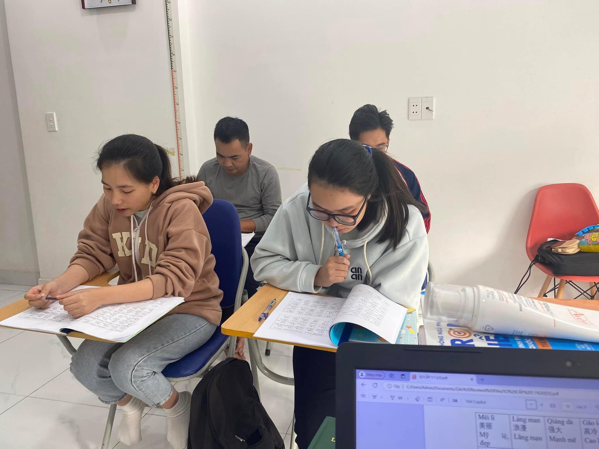 Trung tâm Tiếng Trung Bích Nguyệt - Lê Chân