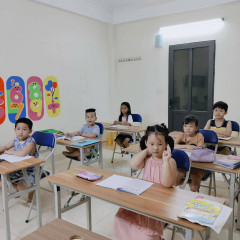 Trung tâm toán Tư Duy Rainbows - Cao Thắng