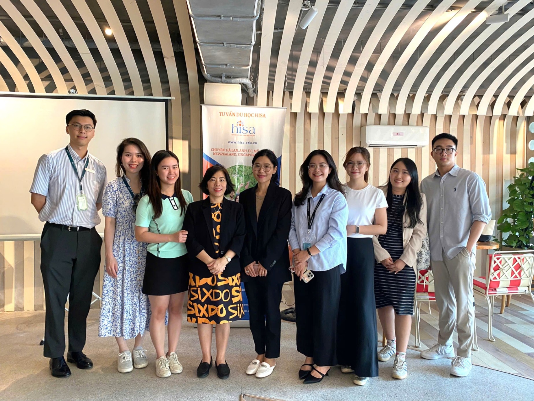 Trung tâm Tư vấn Du Học HISA - phường 7