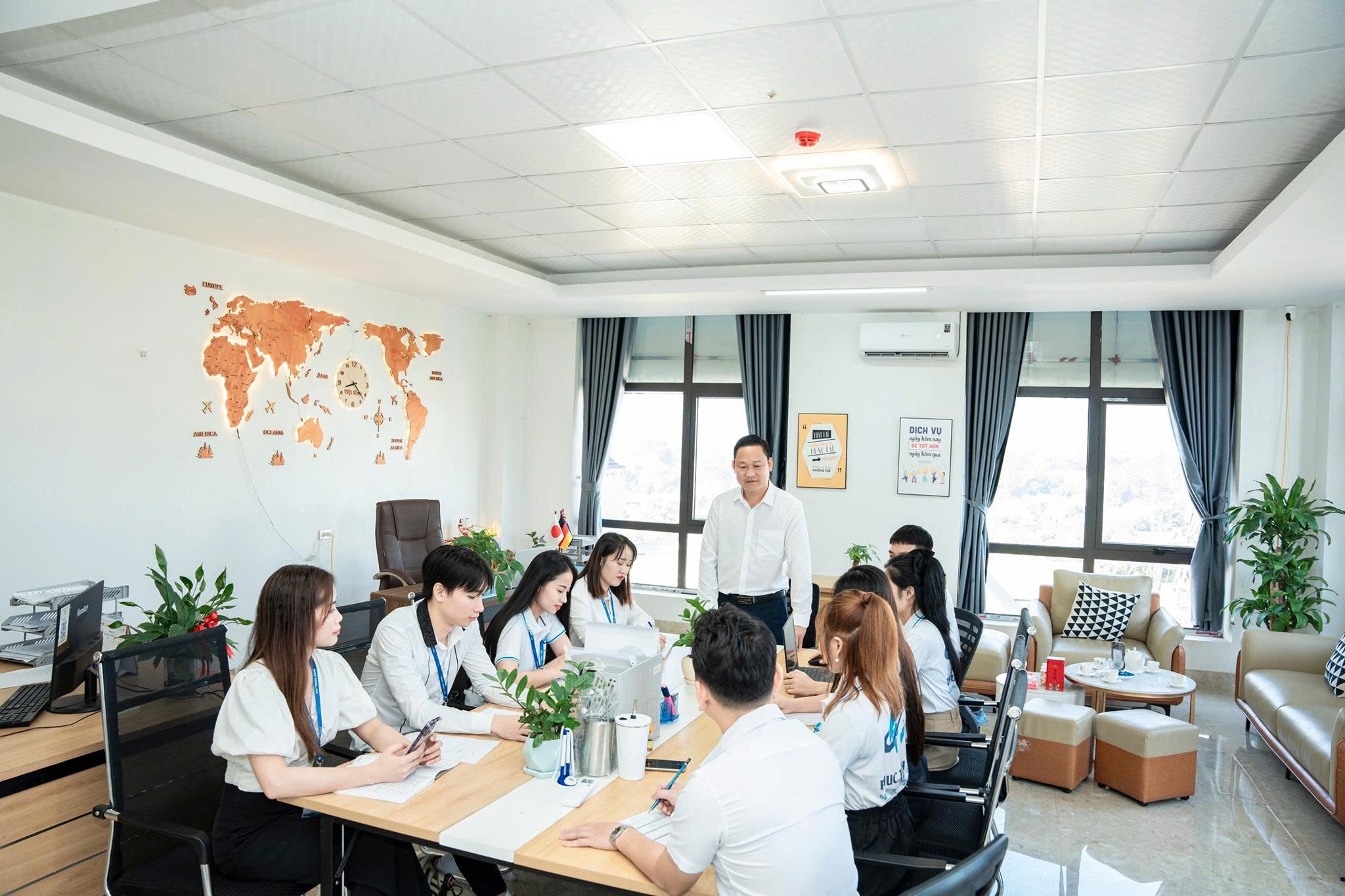 Trung tâm Tư vấn Du Học và Đào tạo Ngoại ngữ Phúc Thịnh - Kim Tân