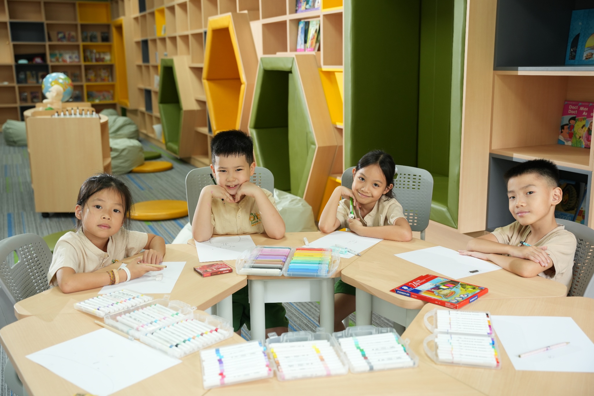 TRƯỜNG ANNE HILL - AHB TÔ HIẾN THÀNH - QUẬN 10
