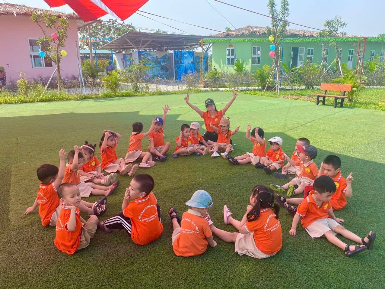 Trường Mầm Non Bông Hoa Nhỏ - Đức Giang