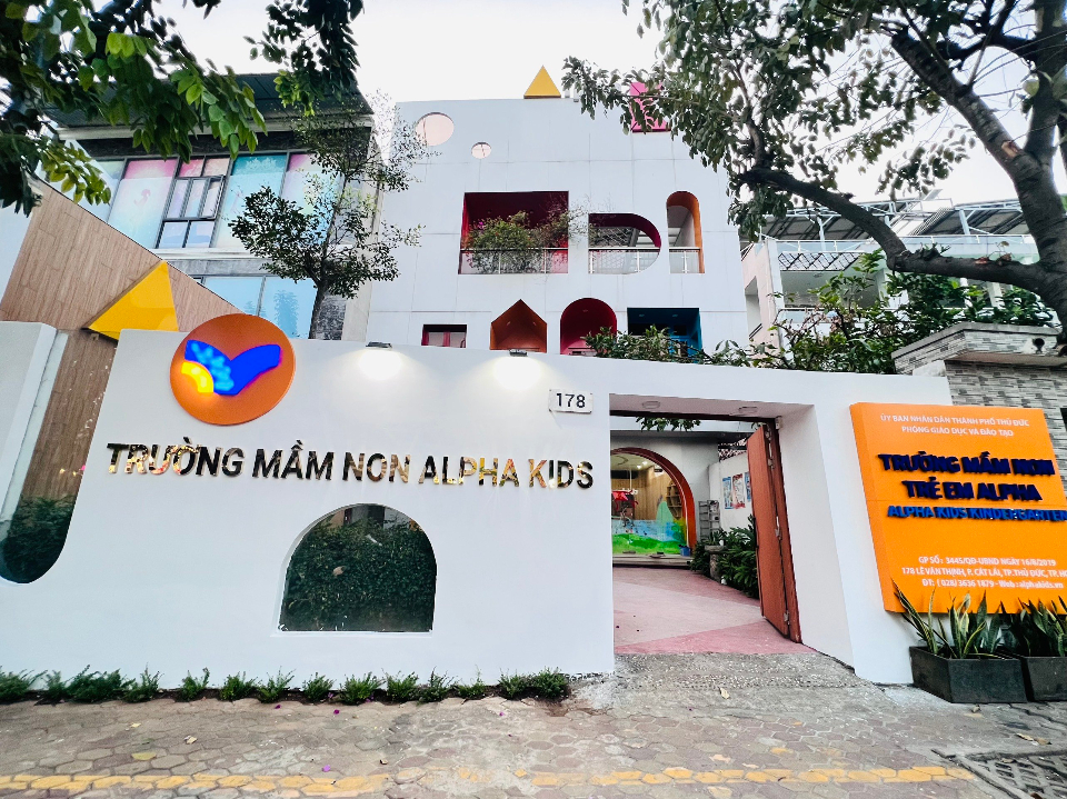 Trường Mầm non Alpha Kids Kindergarten - Lê Văn Thịnh