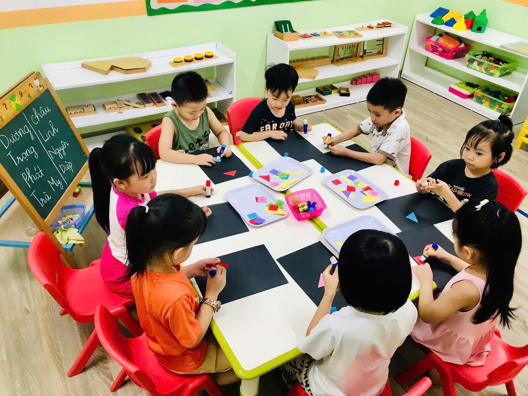Mầm non Song ngữ Little Kingdom - Nguyễn Ngọc Nại
