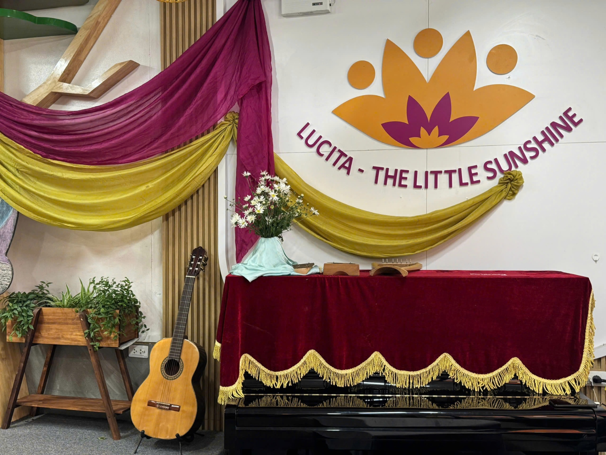 Mầm non Lucita - The Little Sunshine (Những Tia Nắng nhỏ) - Tây Hồ