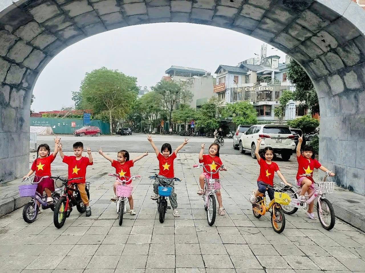 Trường Mầm Non Tuổi Thần Tiên - Việt Hưng Long Biên