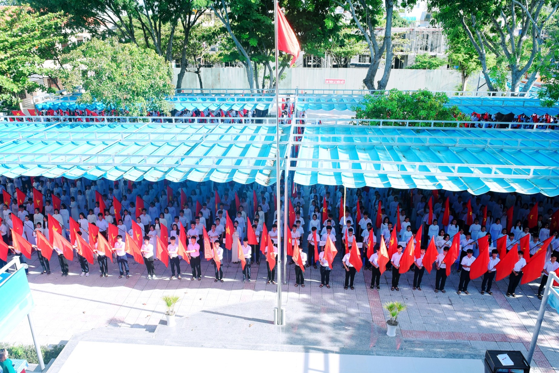 Trường THPT Nguyễn Huệ - Vũng Tàu
