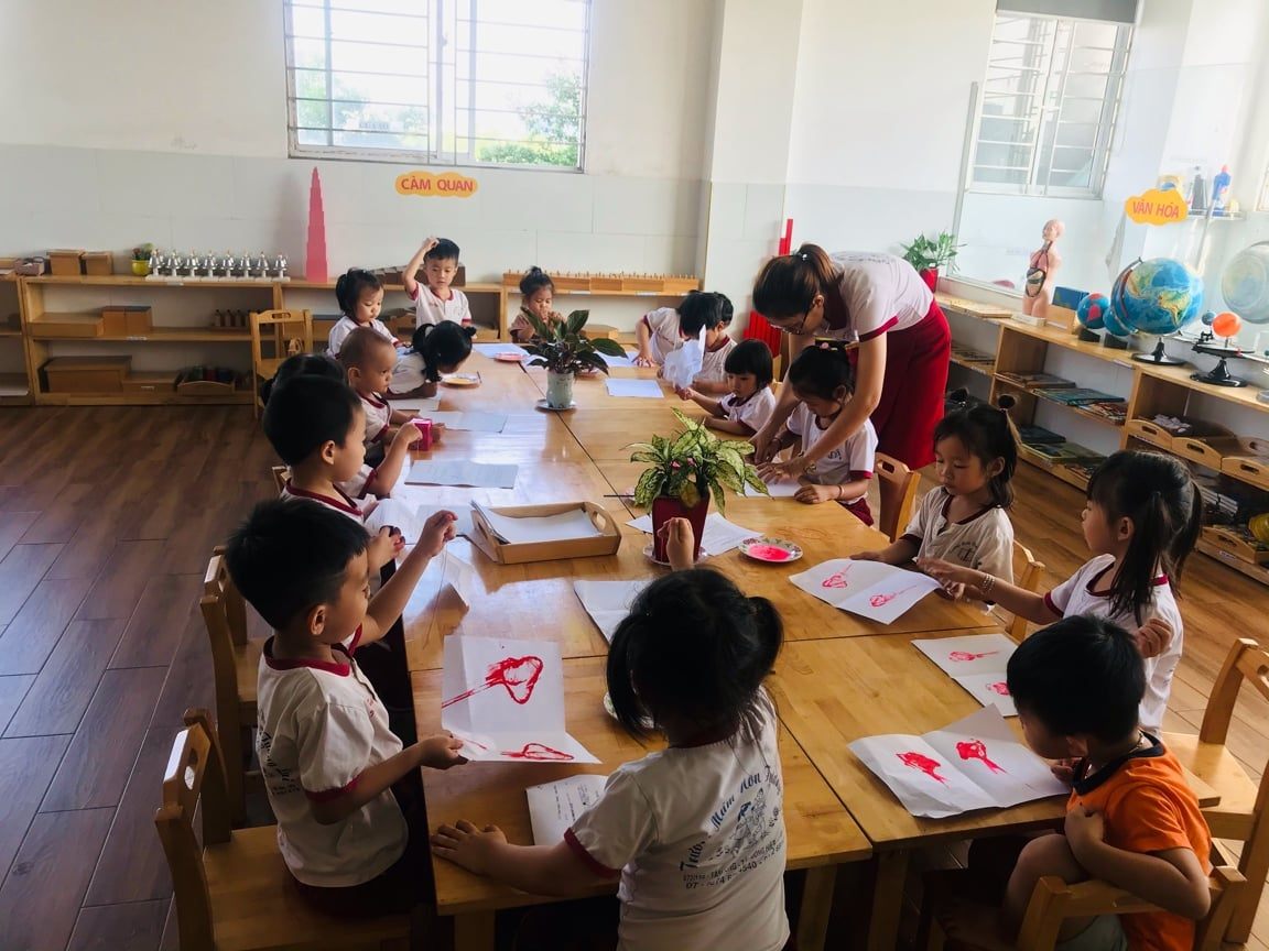 REVIEW] Trường Mầm Non Tương Lai Montessori - Dĩ An - KiddiHub