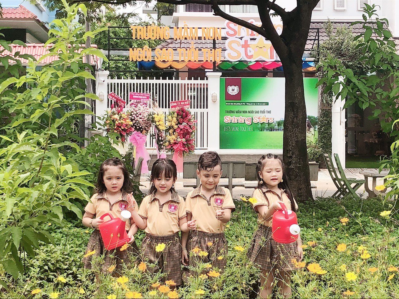 Dịch vụ và tiện ích