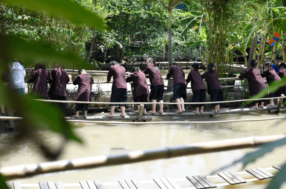 Dịch vụ và tiện ích