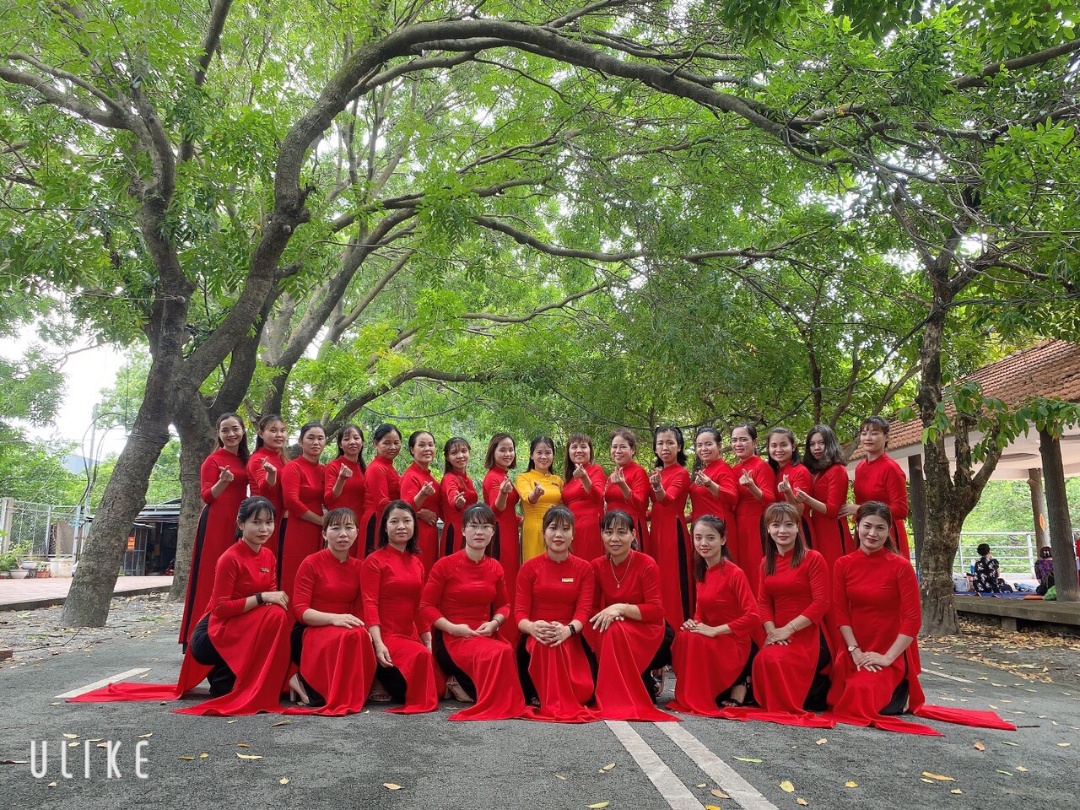 Đội ngũ giáo viên