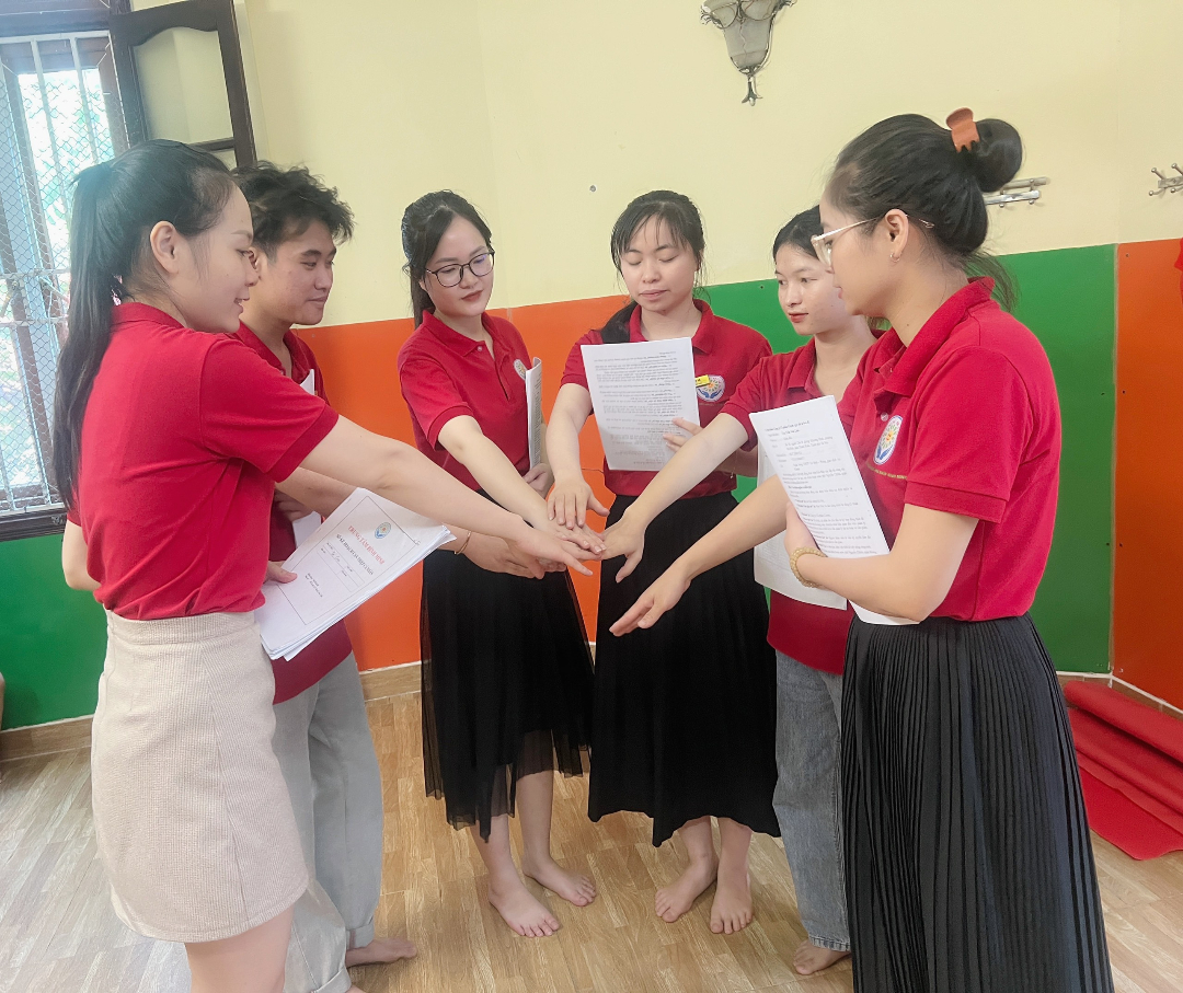 Đội ngũ giáo viên