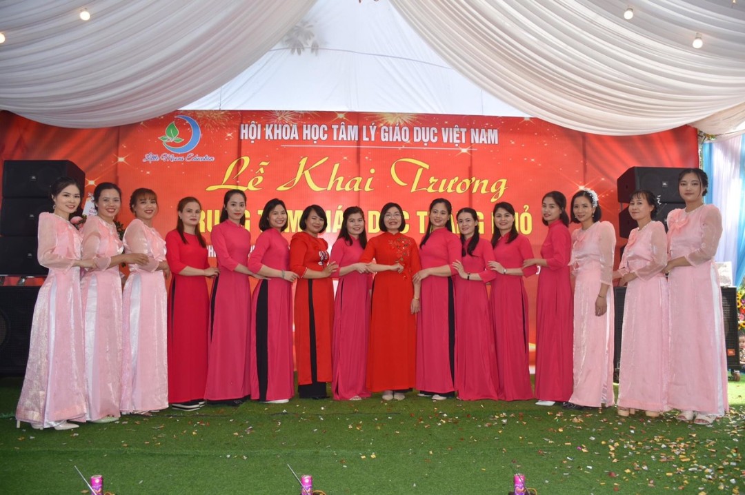 Đội ngũ giáo viên