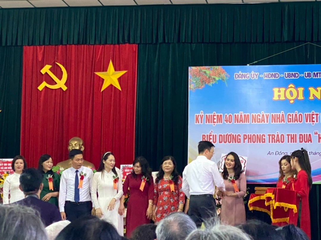 Đội ngũ giáo viên
