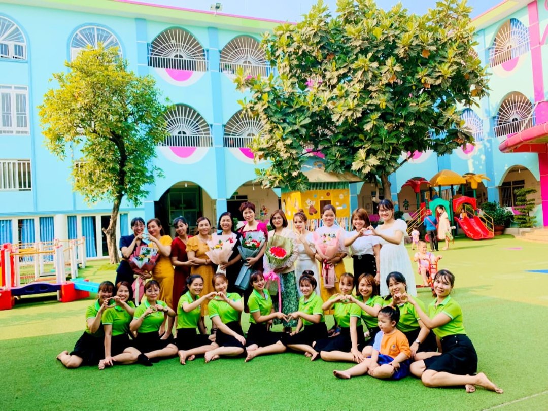 Đội ngũ giáo viên