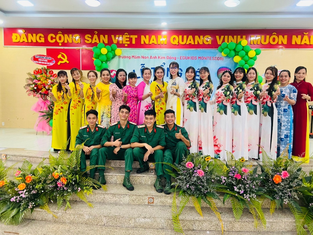 Đội ngũ giáo viên