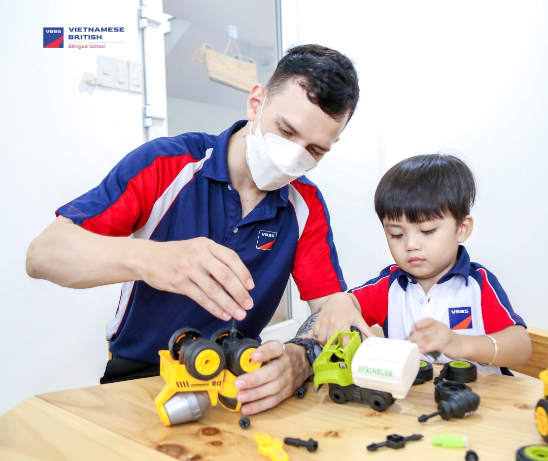 Đội ngũ giáo viên