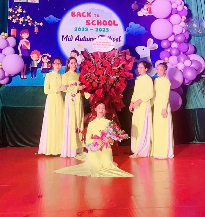 Đội ngũ giáo viên