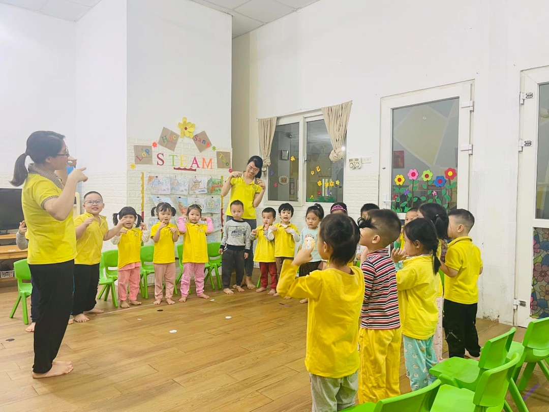 Đội ngũ giáo viên