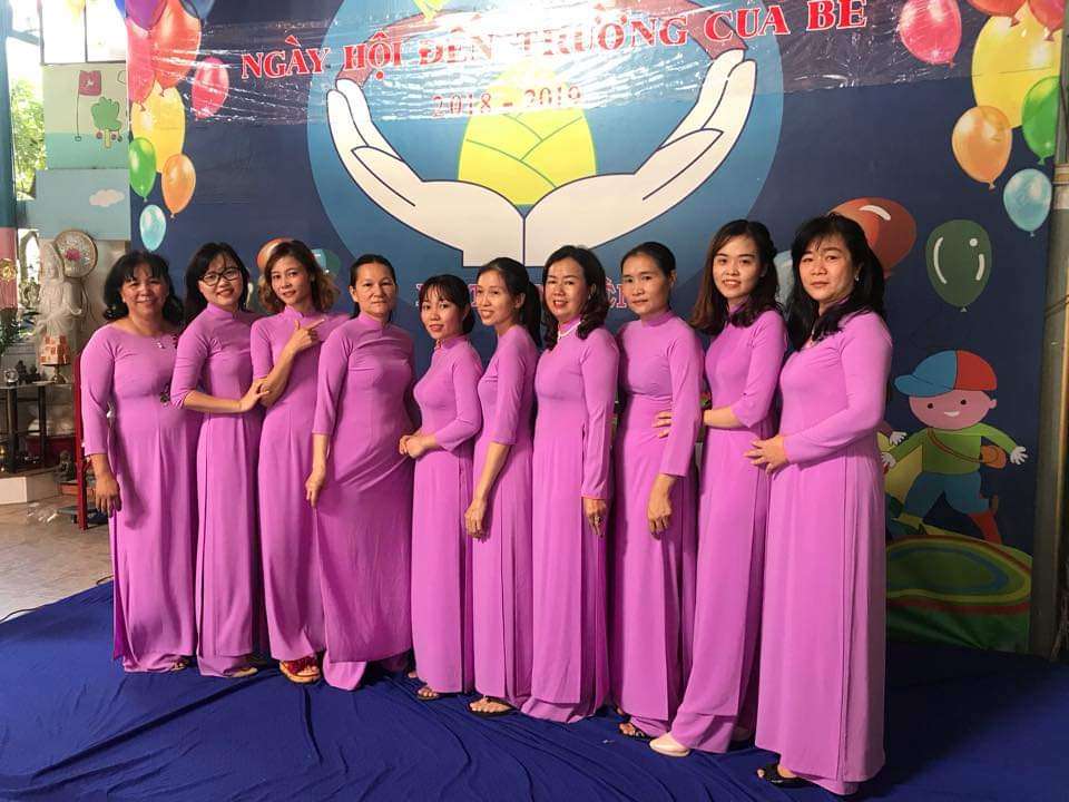 Đội ngũ giáo viên