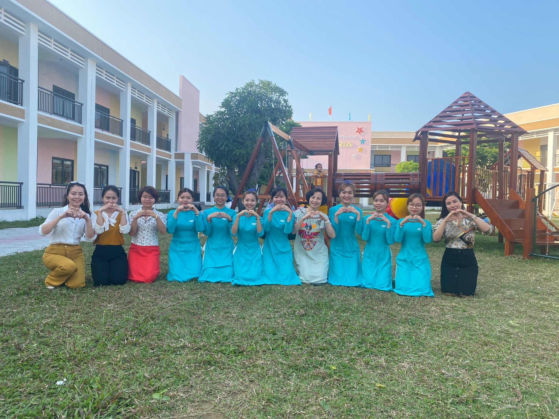 Đội ngũ giáo viên