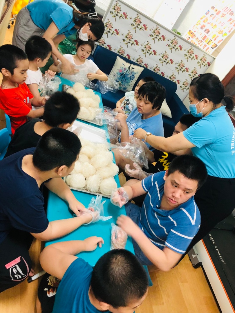 Dịch vụ và tiện ích