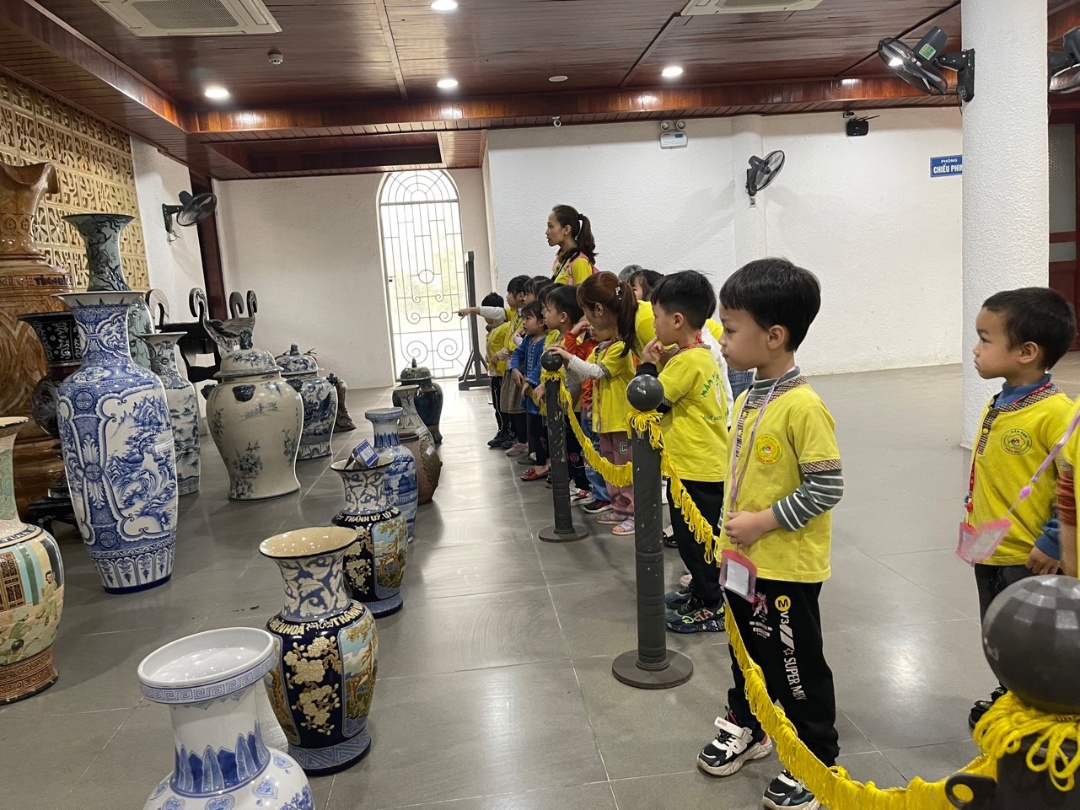 Dịch vụ và tiện ích