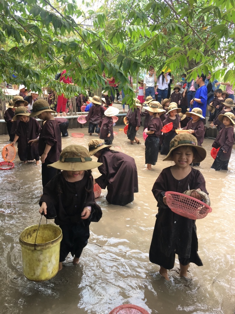 Dịch vụ và tiện ích