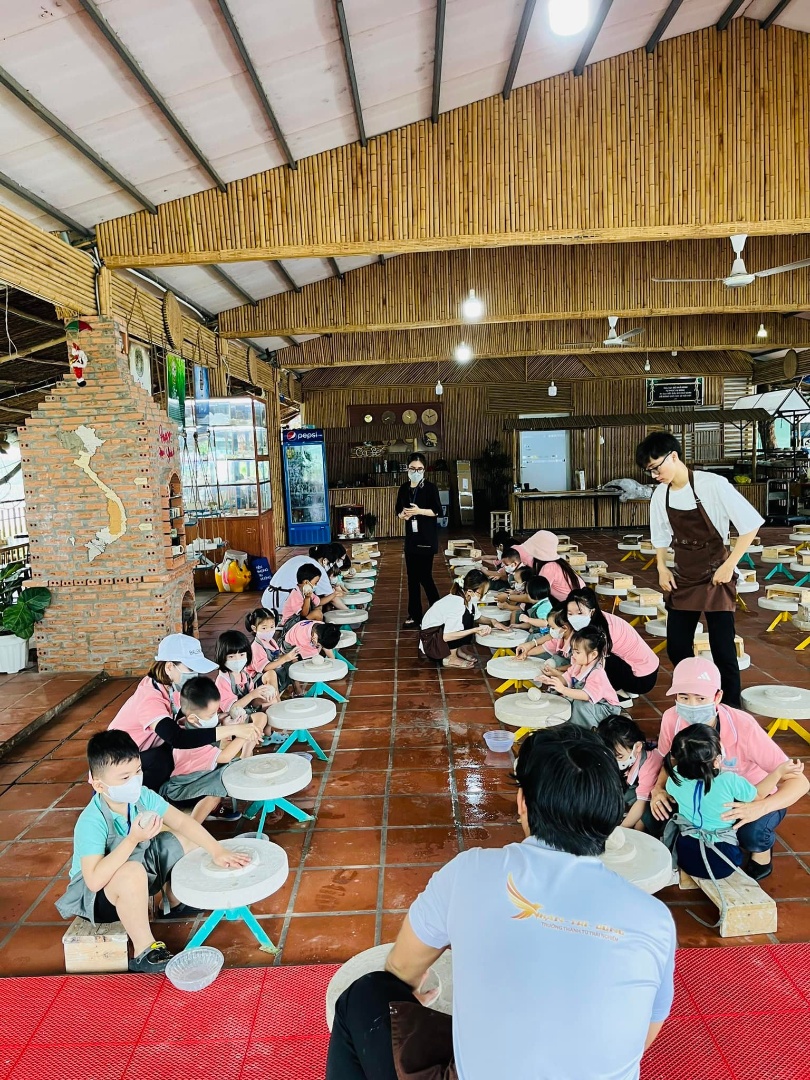 Dịch vụ và tiện ích