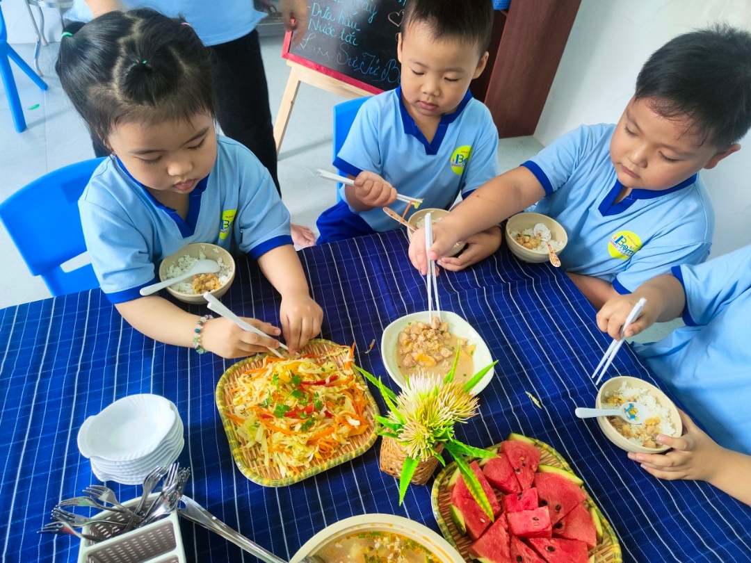 Chế độ dinh dưỡng